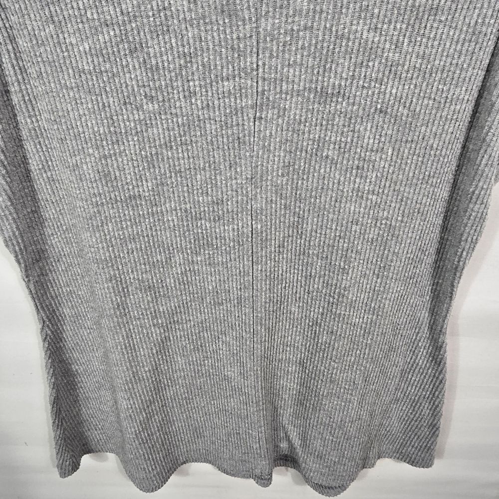 Rue+ Gray Ribbed Button‑Front Tank Size 2x - Picture 8 of 8